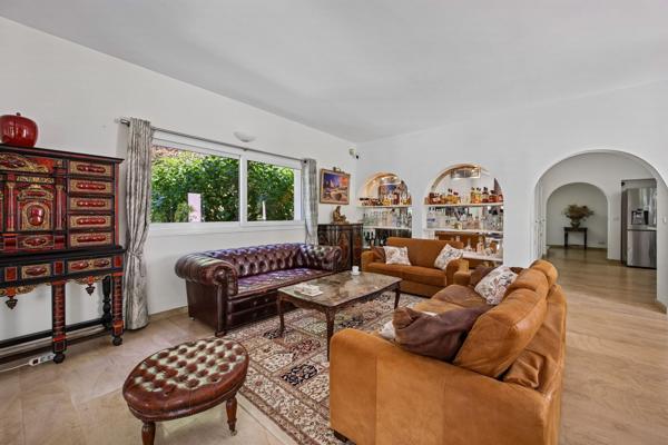 Vente Maison de luxe Gif-sur-Yvette 20 Pièces 8050 m²