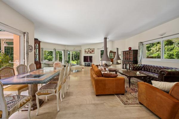 Vente Maison de luxe Gif-sur-Yvette 20 Pièces 8050 m²
