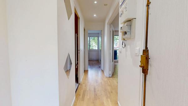 ROSNY-SOUS-BOIS Appartement 2 pièces 54m2