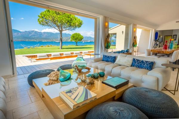 Vente Villa de luxe Porto-Vecchio 8 Pièces 350 m²