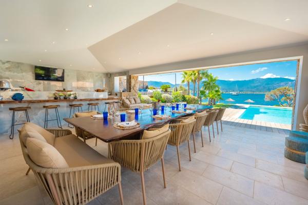 Vente Villa de luxe Porto-Vecchio 8 Pièces 350 m²