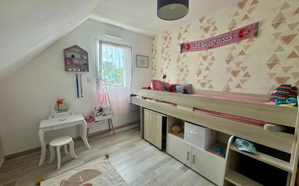 Maison à vendre    6 pièces •  Saint-Renan