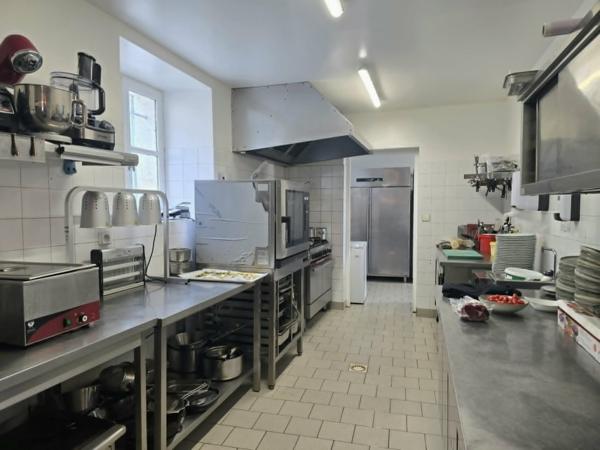BELLE AFFAIRE A CEDER - Restaurant et son logement