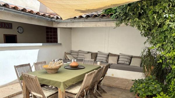 Maison à vendre 6 pièces, piscine, garage.