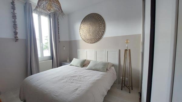 Maison à vendre 6 pièces, piscine, garage.