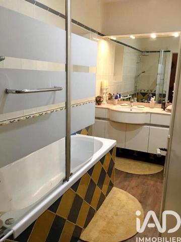 Maison à vendre 4 pièces 123 m² Poitiers