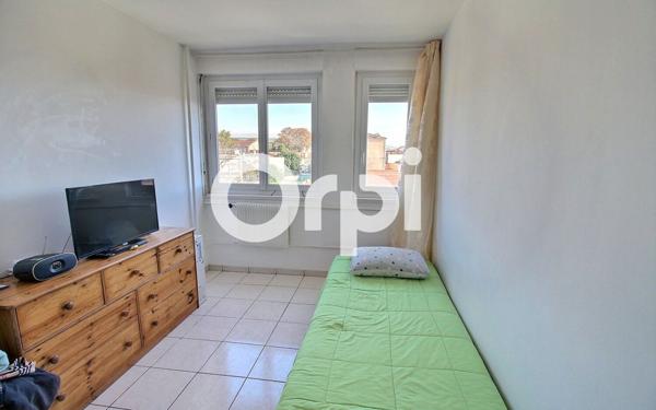 Appartement à vendre    3 pièces • 54,27 m2 Marseille 15