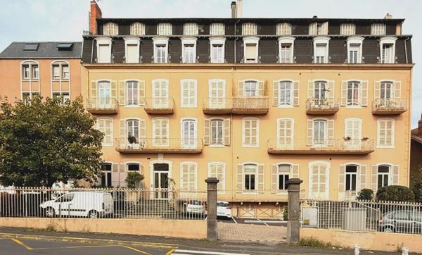 ROYAT Appartement 2 pièces à vendre (63)