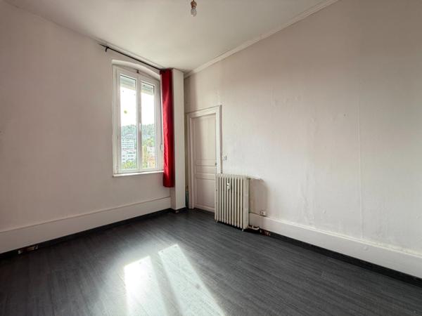 ROYAT Appartement 2 pièces à vendre (63)