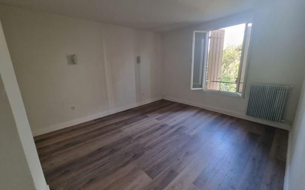 Maison à vendre    3 pièces •  Avignon