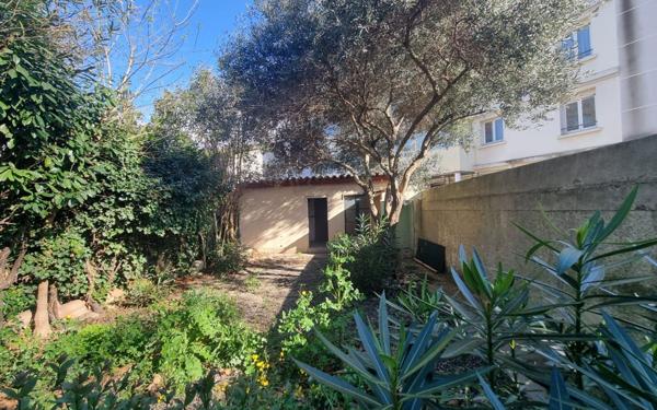 Maison à vendre    3 pièces •  Avignon