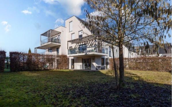 Appartement à vendre    2 pièces • 49 m2 Truchtersheim