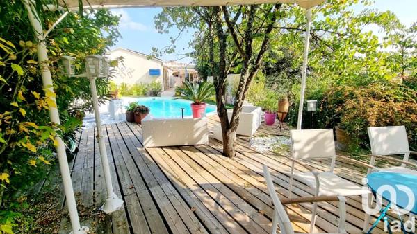 Maison à vendre 4 pièces 140 m² Saint-Maximin-la-Sainte-Baume