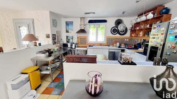 Maison à vendre 4 pièces 140 m² Saint-Maximin-la-Sainte-Baume