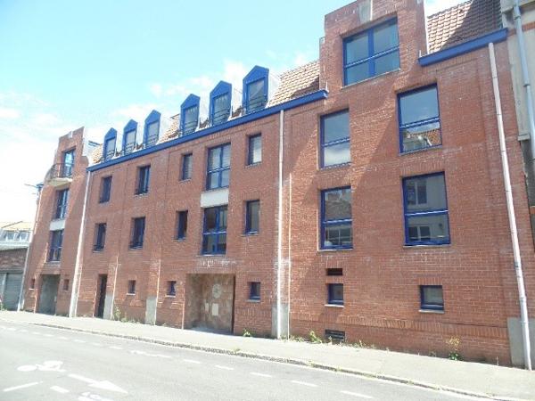 Appartement à louer 3 pièces 65.53m² Lille (59000)