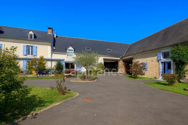 Superbe corps de ferme de 555 m²/habitables