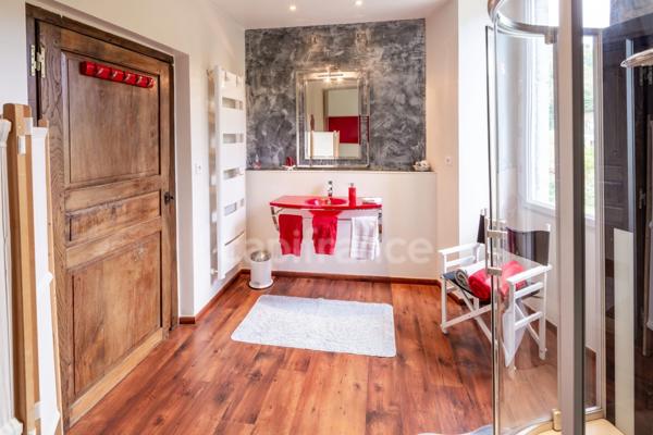 Superbe corps de ferme de 555 m²/habitables