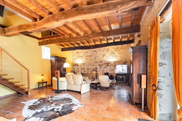 Superbe corps de ferme de 555 m²/habitables