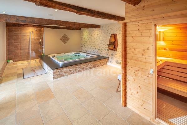 Superbe corps de ferme de 555 m²/habitables