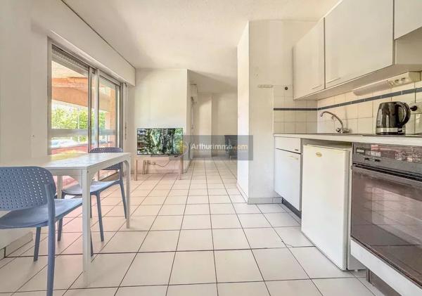 Vente                                                      Appartement
                        
                     2 pièces                      36 m2                     à Saint-Aygulf