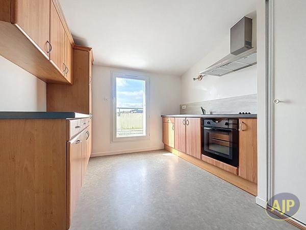 Location appartement La Roche Sur Yon : 855 € - AJP Immobilier La Roche-sur-Yon