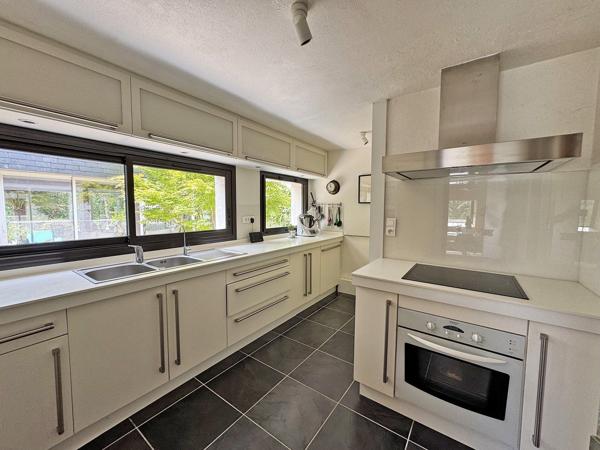 Vente Propriété de luxe Plomelin 10 Pièces 200 m²
