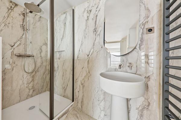 Vente Appartement de luxe Paris 7 3 Pièces 84 m²