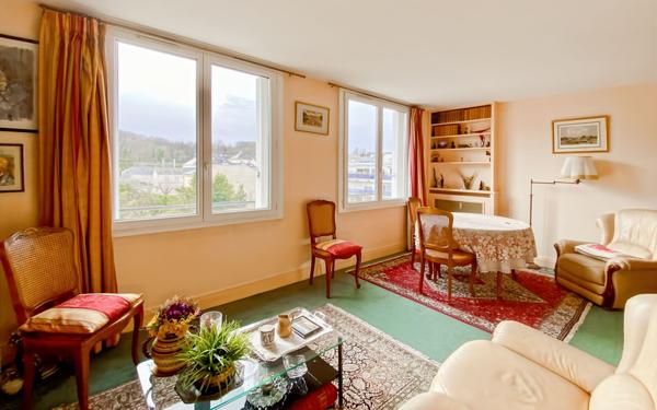 Appartement à vendre    2 pièces • 52,78 m2 Versailles