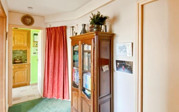 Appartement à vendre    2 pièces • 52,78 m2 Versailles