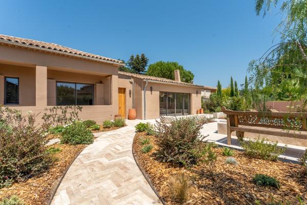 Vente Maison de ville Saint-Rémy-de-Provence 6 Pièces 231 m²