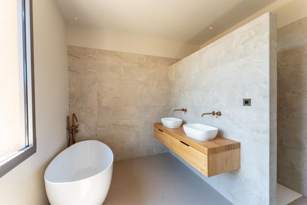Vente Maison de ville Saint-Rémy-de-Provence 6 Pièces 231 m²