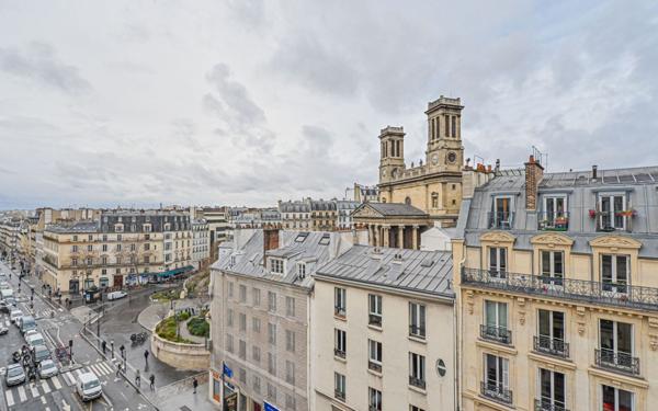 Appartement à vendre    4 pièces • 143,62 m2 Paris 10