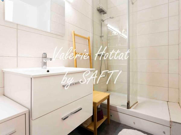 App. 2 chambres, balcon, cave et stationnement