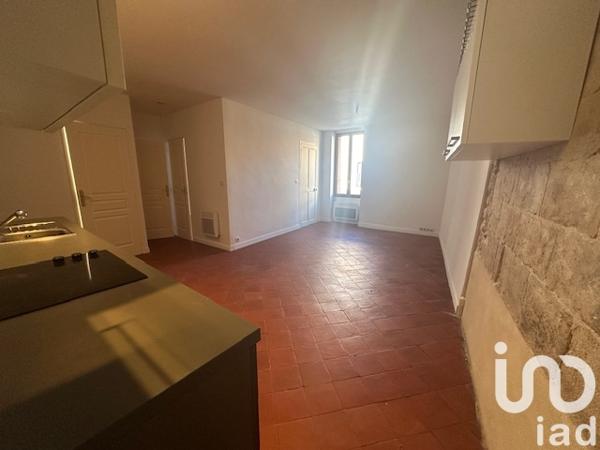 Location appartement 2 pièces 48 m² Saint-Gilles