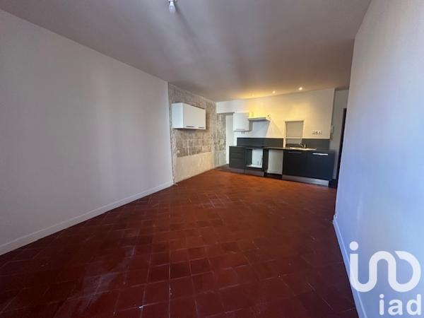 Location appartement 2 pièces 48 m² Saint-Gilles