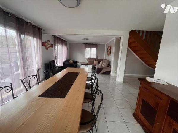 Maison 5ch avec piscine PIREY