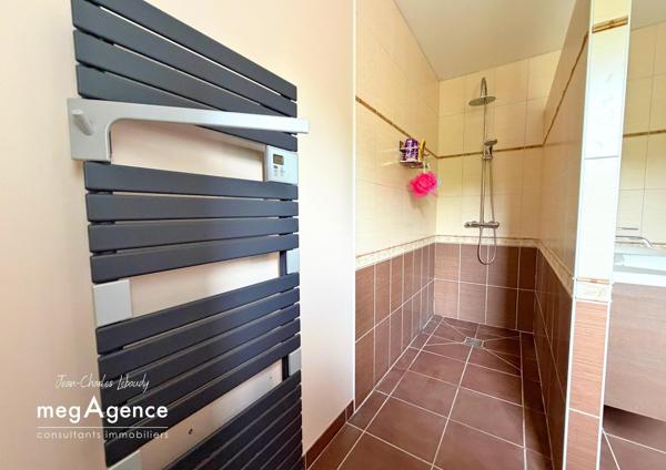 Maison à VIRE NORMANDIE, 14500 - 5 pièces 137m²