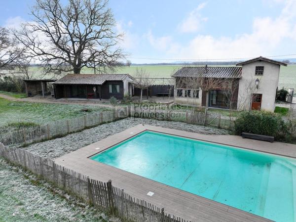 PROPRIETE : LONGERE, GITE, SALLE DE SPORT/ACTIVITE EQUESTRE