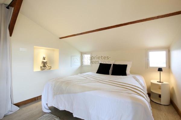 PROPRIETE : LONGERE, GITE, SALLE DE SPORT/ACTIVITE EQUESTRE