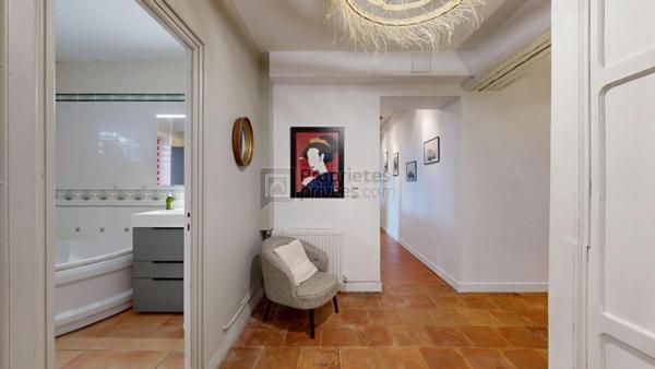 PROPRIETE : LONGERE, GITE, SALLE DE SPORT/ACTIVITE EQUESTRE