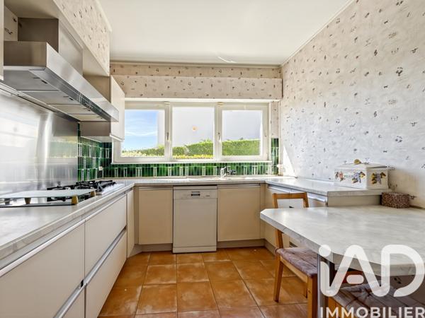 Maison à vendre 6 pièces 184,19 m² Santeny