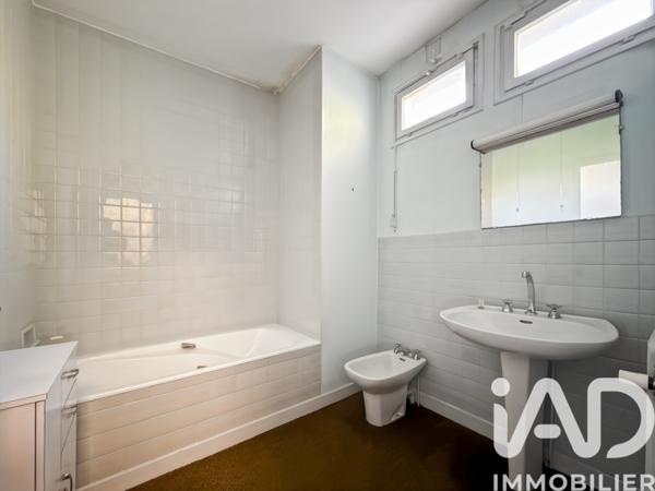 Maison à vendre 6 pièces 184,19 m² Santeny