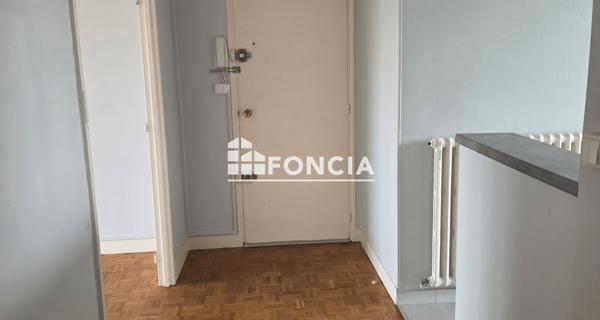 Location Appartement 3 pièces 63.66 m² - Niort 79000