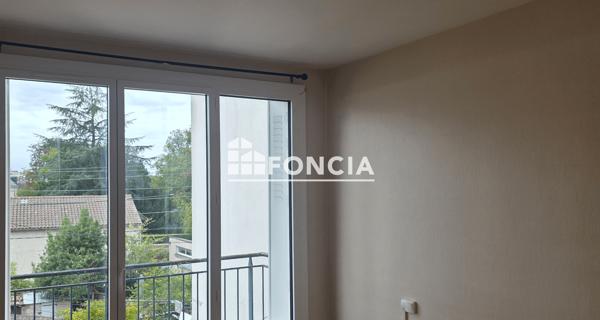 Location Appartement 3 pièces 63.66 m² - Niort 79000