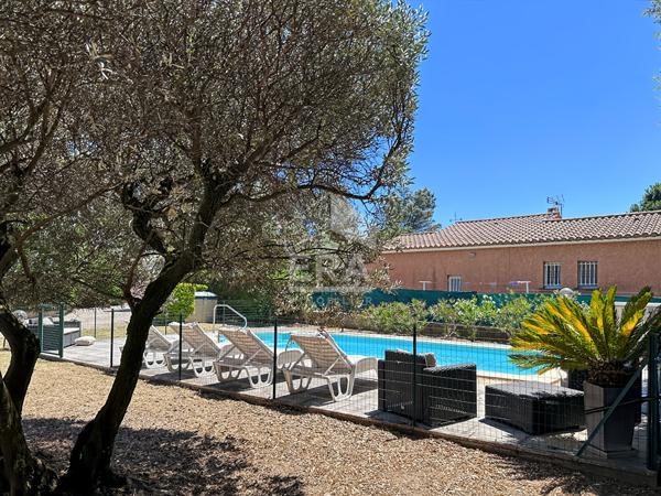 Maison Chateaurenard 5 pièce(s) 100 m2