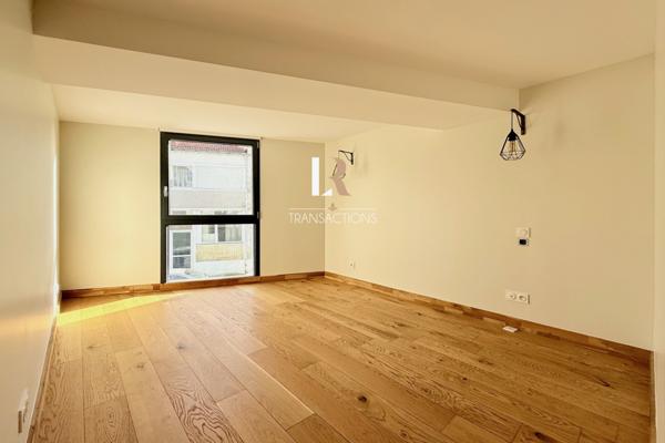 La Rochelle (17000) Bordure de parcs - Maison-appartement avec ascenseur, patio, terrasse et garage