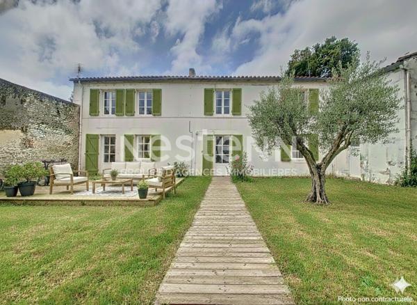 Ensemble immobilier à rénover situé à Puilboreau, aux portes de LA ROCHELLE