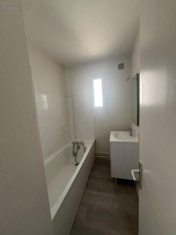 Appartement à louer à Ambérieu-en-Bugey dans l'Ain (01500), ref : LA2908-01032