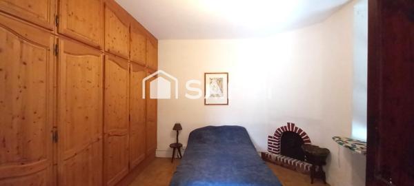 Maison de charme 9 pièces de 200m² avec garage et dépendance