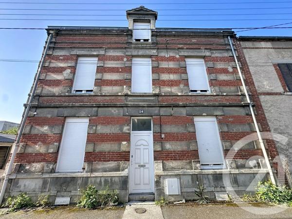 Maison à vendre  10 pièces - 197,83 m 2   MAGENTA  - 51